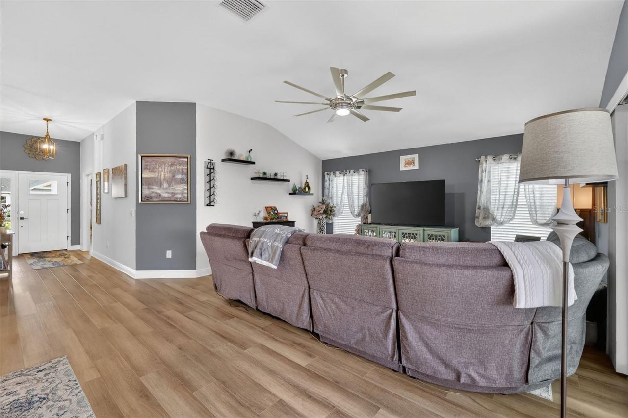 7022 Minchew Circle, The Villages, FL 34762 Photo