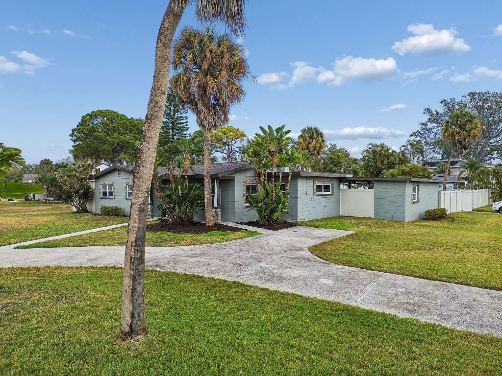 4601 Venetian Boulevard Ne, Saint Petersburg, FL 33703 Photo