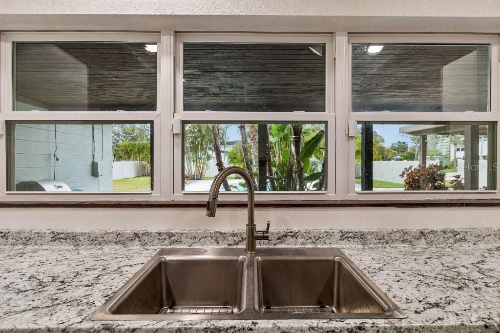 4601 Venetian Boulevard Ne, Saint Petersburg, FL 33703 Photo