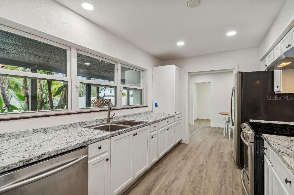 4601 Venetian Boulevard Ne, Saint Petersburg, FL 33703 Photo