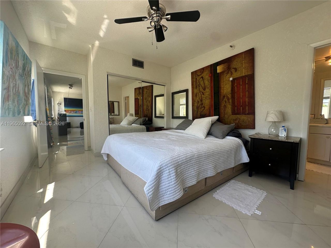 802 Euclid Ave, Unit 305, Miami Beach, FL 33139 Photo