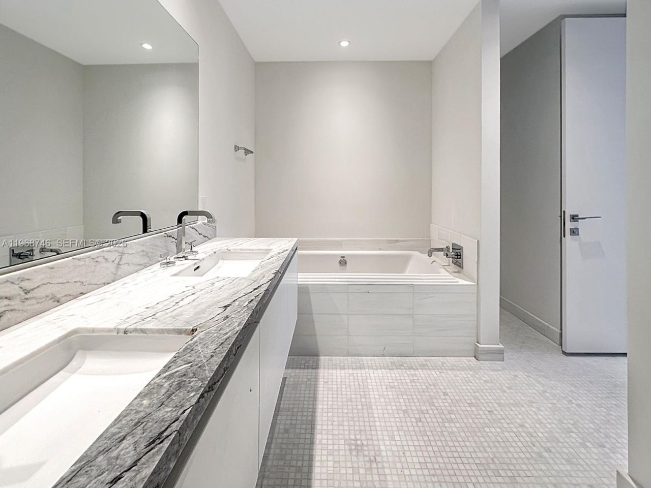 700 NE 26th Ter, Unit 4501, Miami, FL 33137 Photo