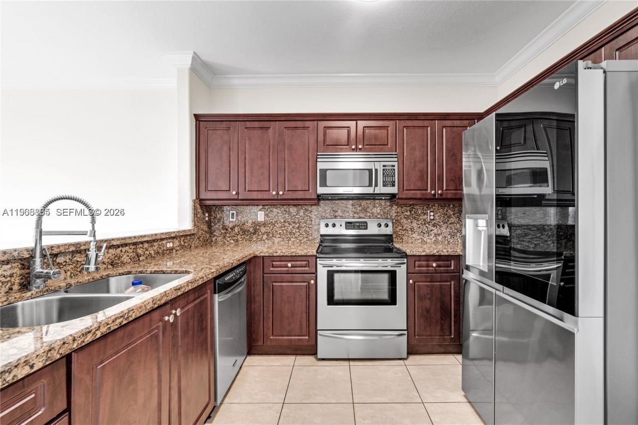 14968 SW 23rd Way, Unit 14968, Miami, FL 33185 Photo