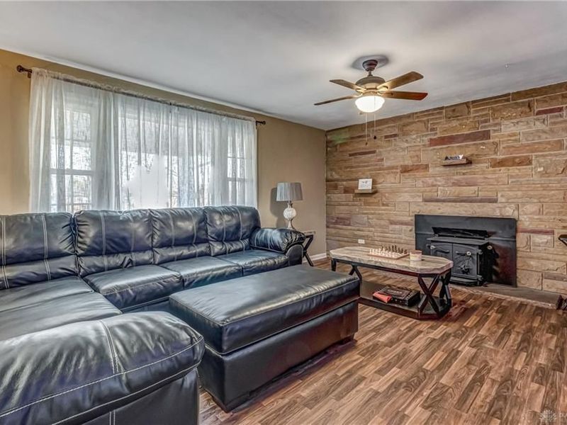 7275 Mckenna Place, Englewood, OH 45322 Photo 4