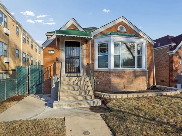 5547 N California Avenue, Chicago, IL 60625