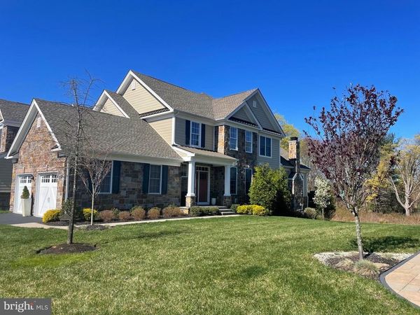 23 STRATFORD LANE, Unit 483, HOLMDEL, NJ 07733