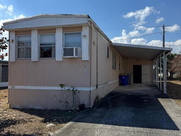 8130 SE Eagle Avenue, Hobe Sound, FL 33455