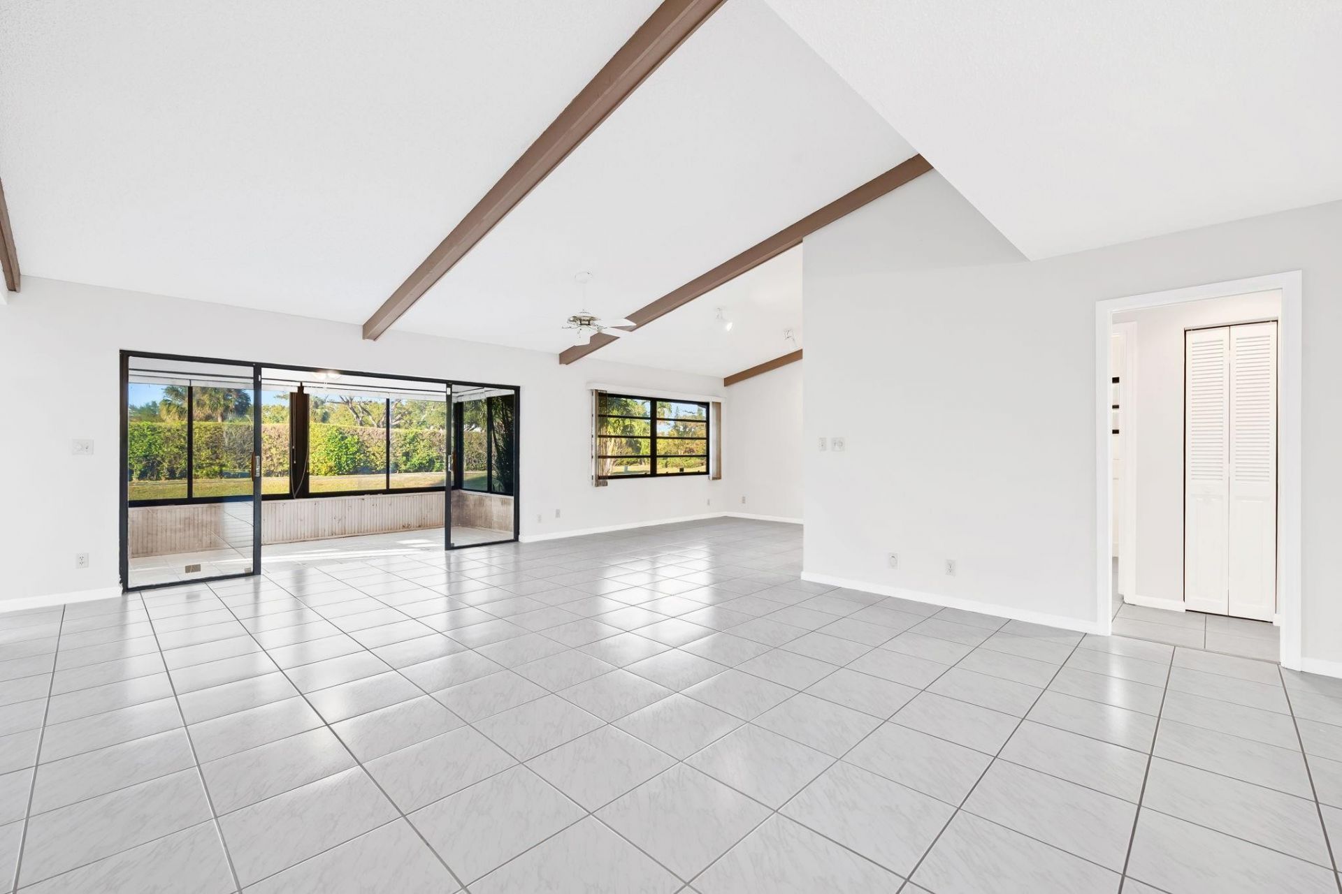 6053 Petaluma Drive, Boca Raton, FL 33433 Photo