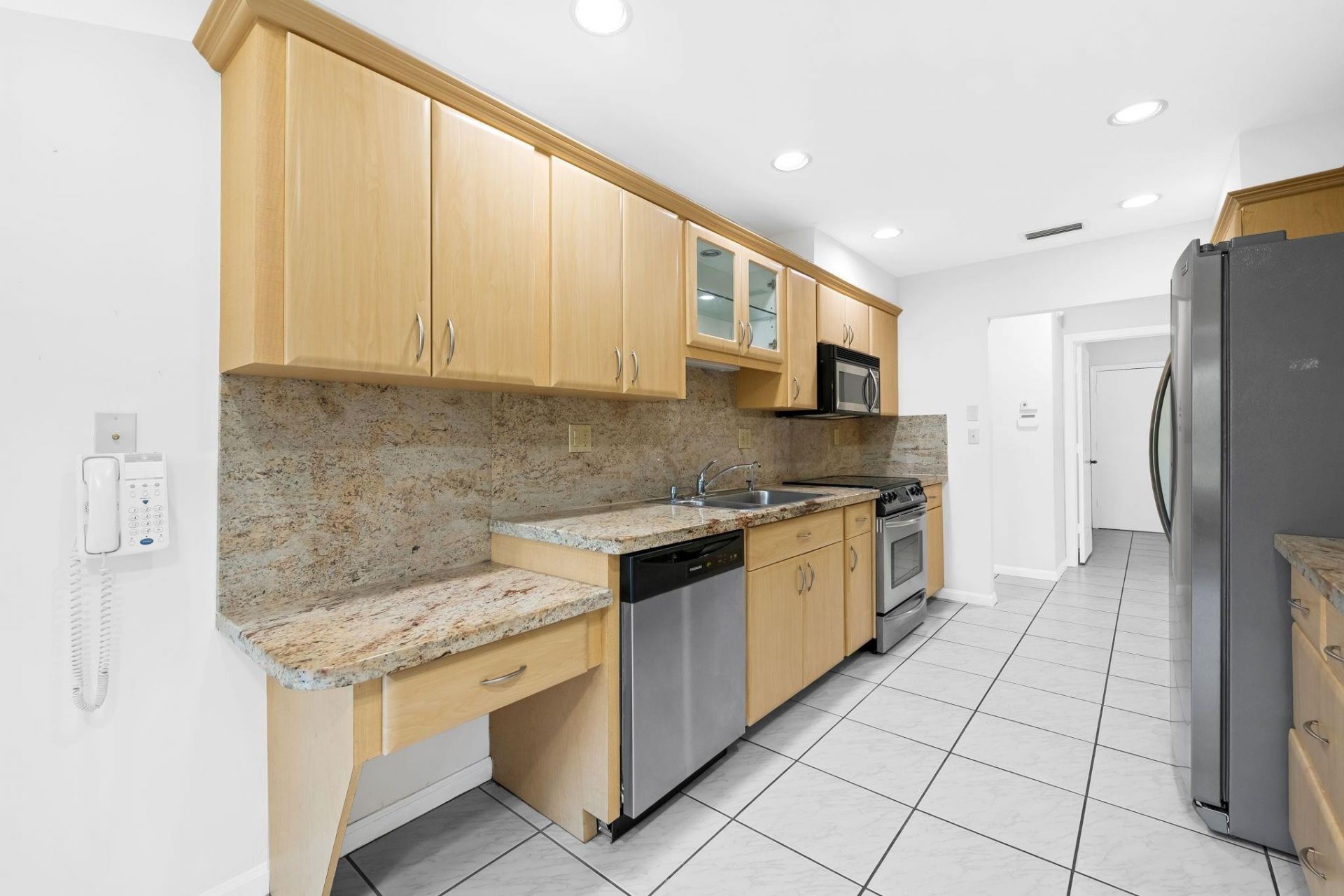 6053 Petaluma Drive, Boca Raton, FL 33433 Photo