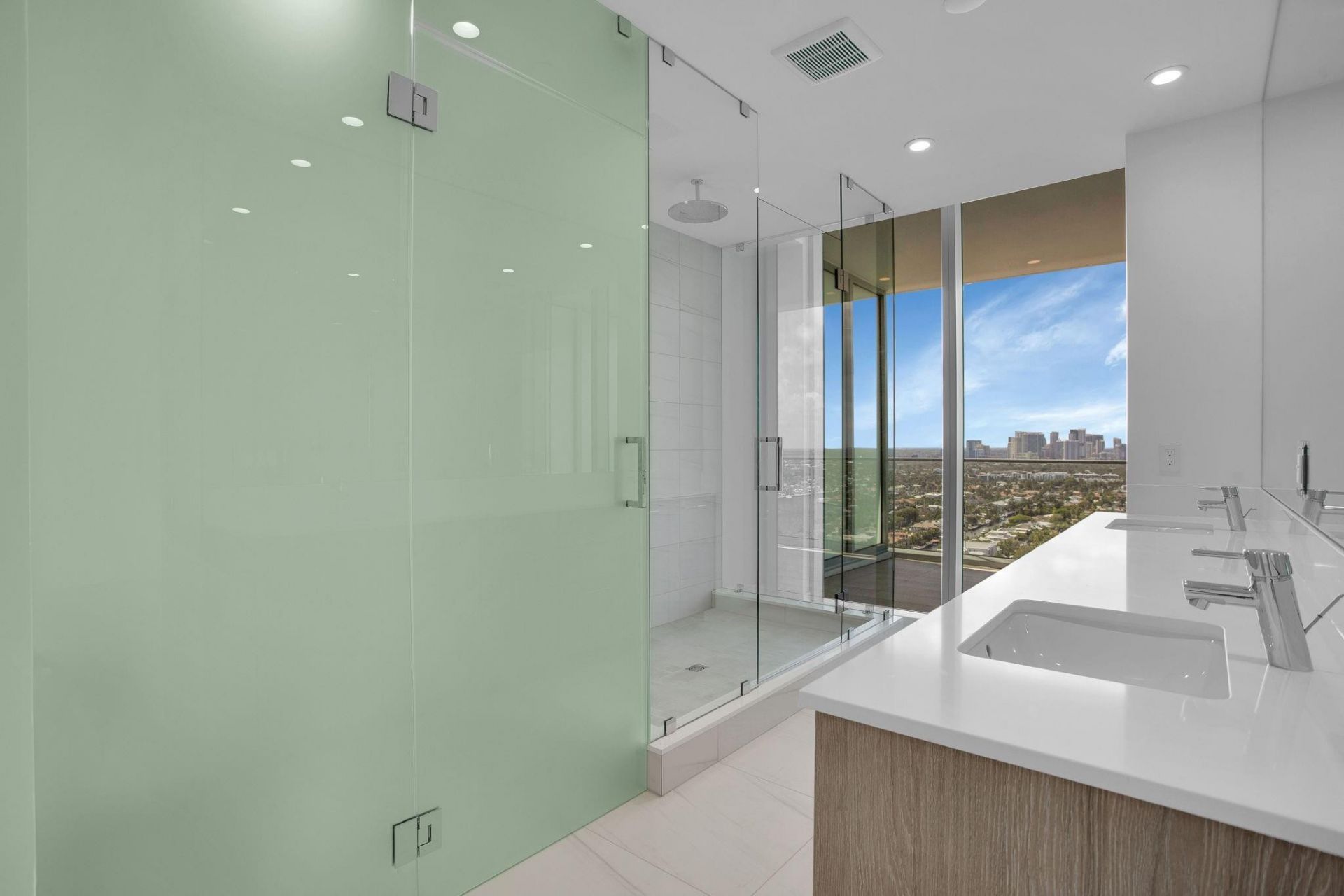 153 N Seabreeze Boulevard, Unit 2504-S, Fort Lauderdale, FL 33304 Photo