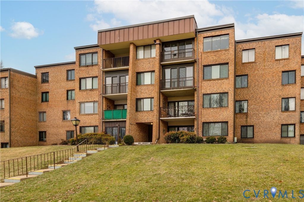 1503 Regency Woods Road, Unit T2, Henrico, VA 23238 Main Photo