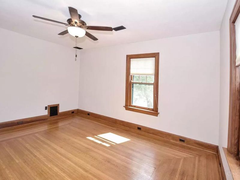 3565 Saint Charles Place, Cincinnati, OH 45208 Photo 11