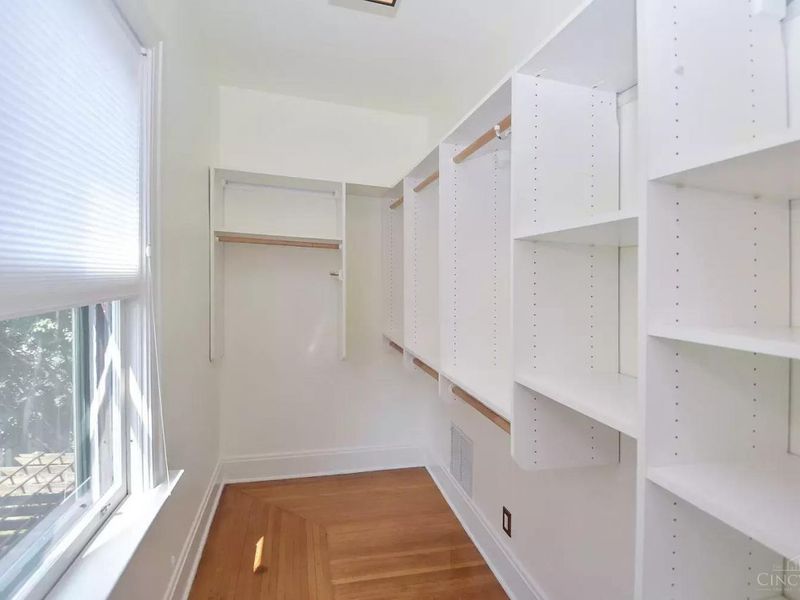 3565 Saint Charles Place, Cincinnati, OH 45208 Photo 12