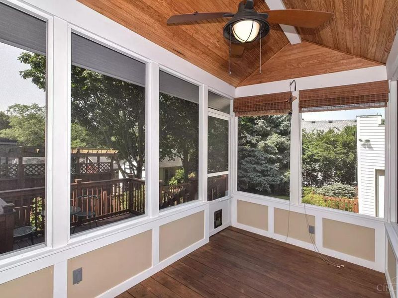 3565 Saint Charles Place, Cincinnati, OH 45208 Photo 19