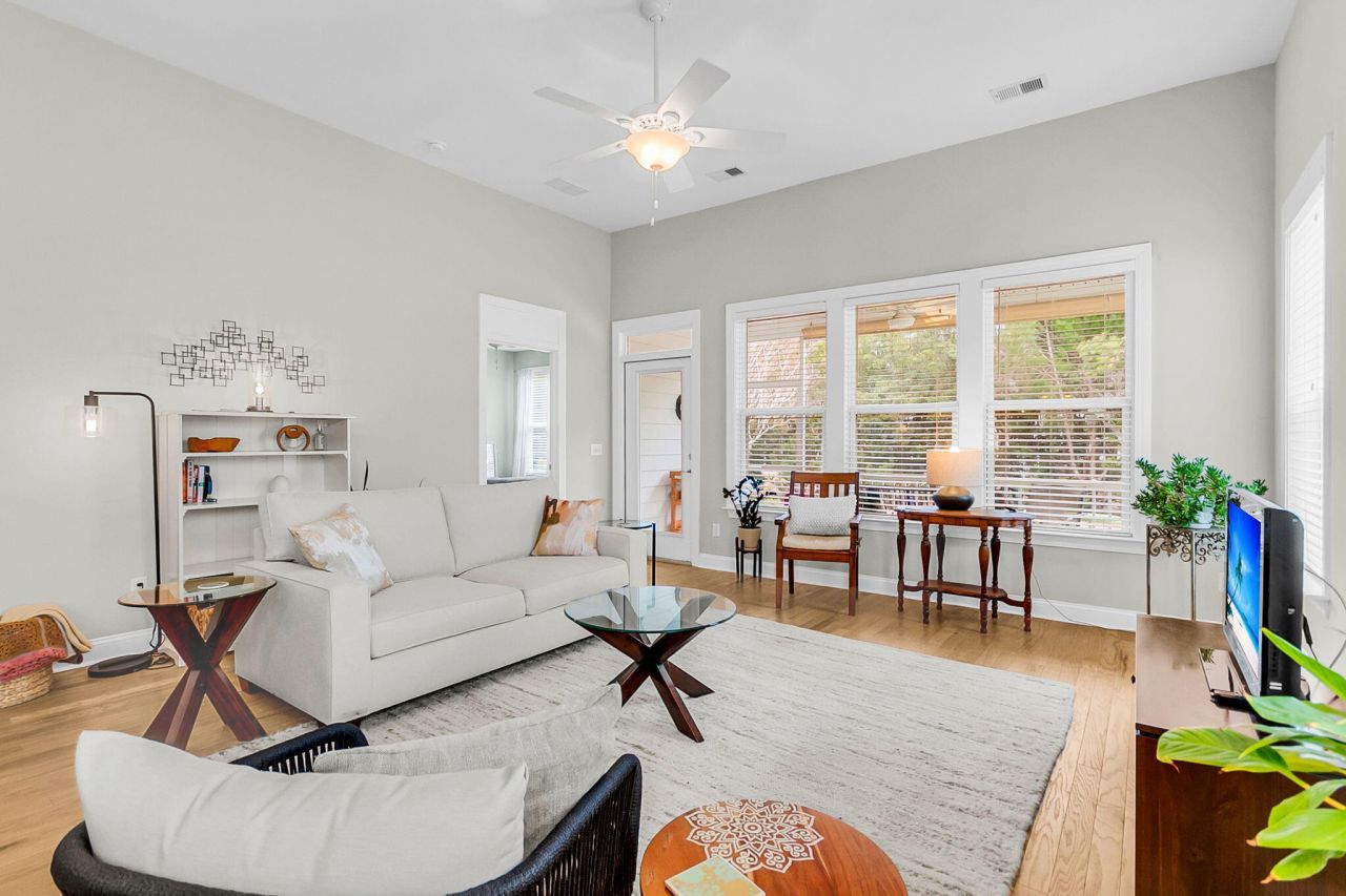 2004 Redback Drive Photo 16