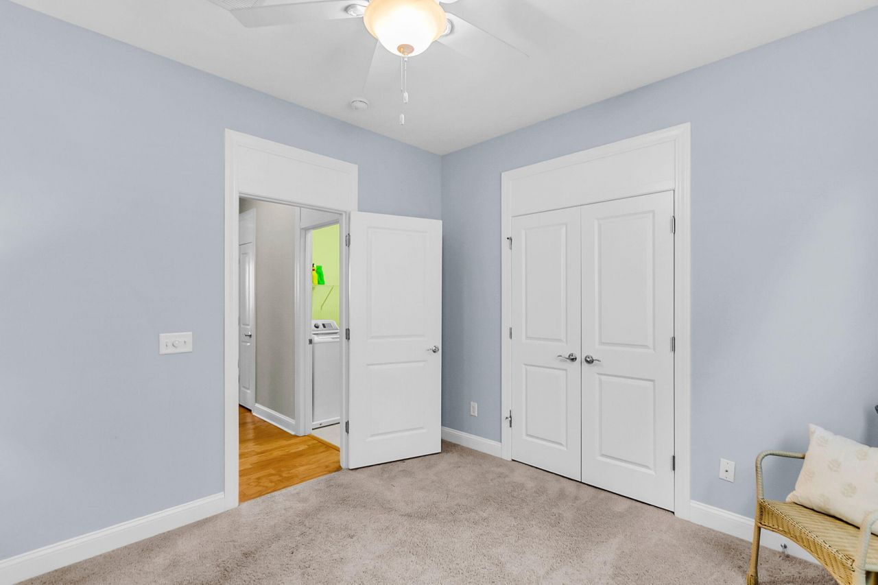 2004 Redback Drive Photo 26