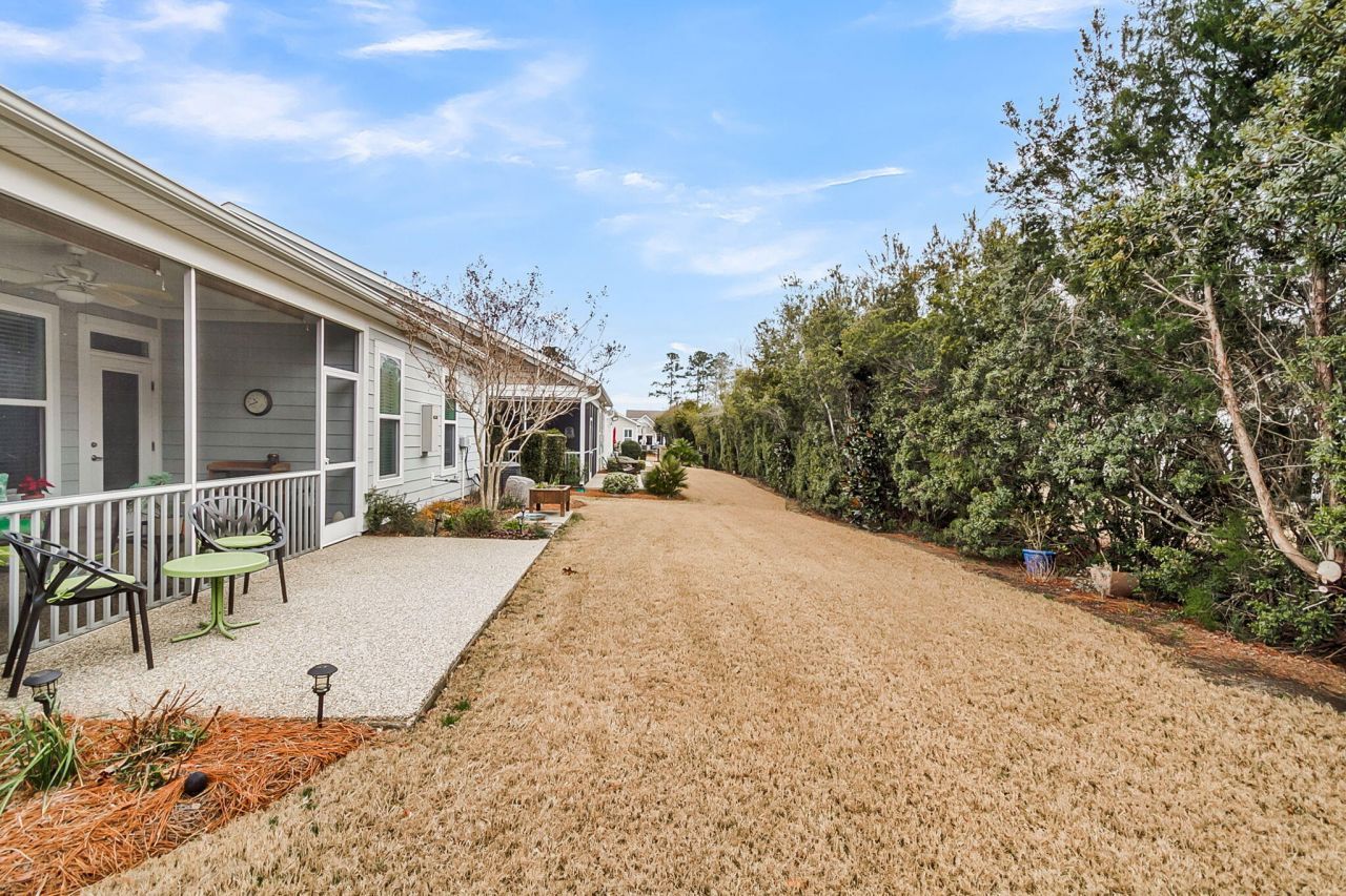 2004 Redback Drive Photo 28