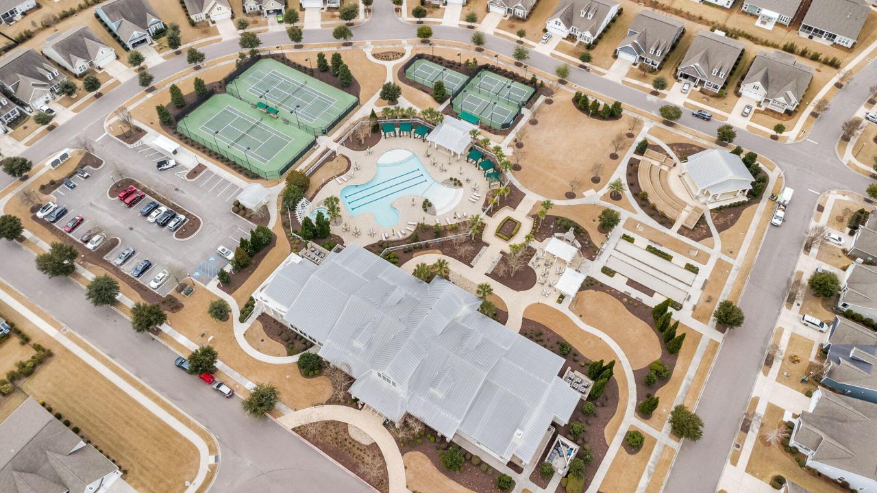 2004 Redback Drive Photo 6