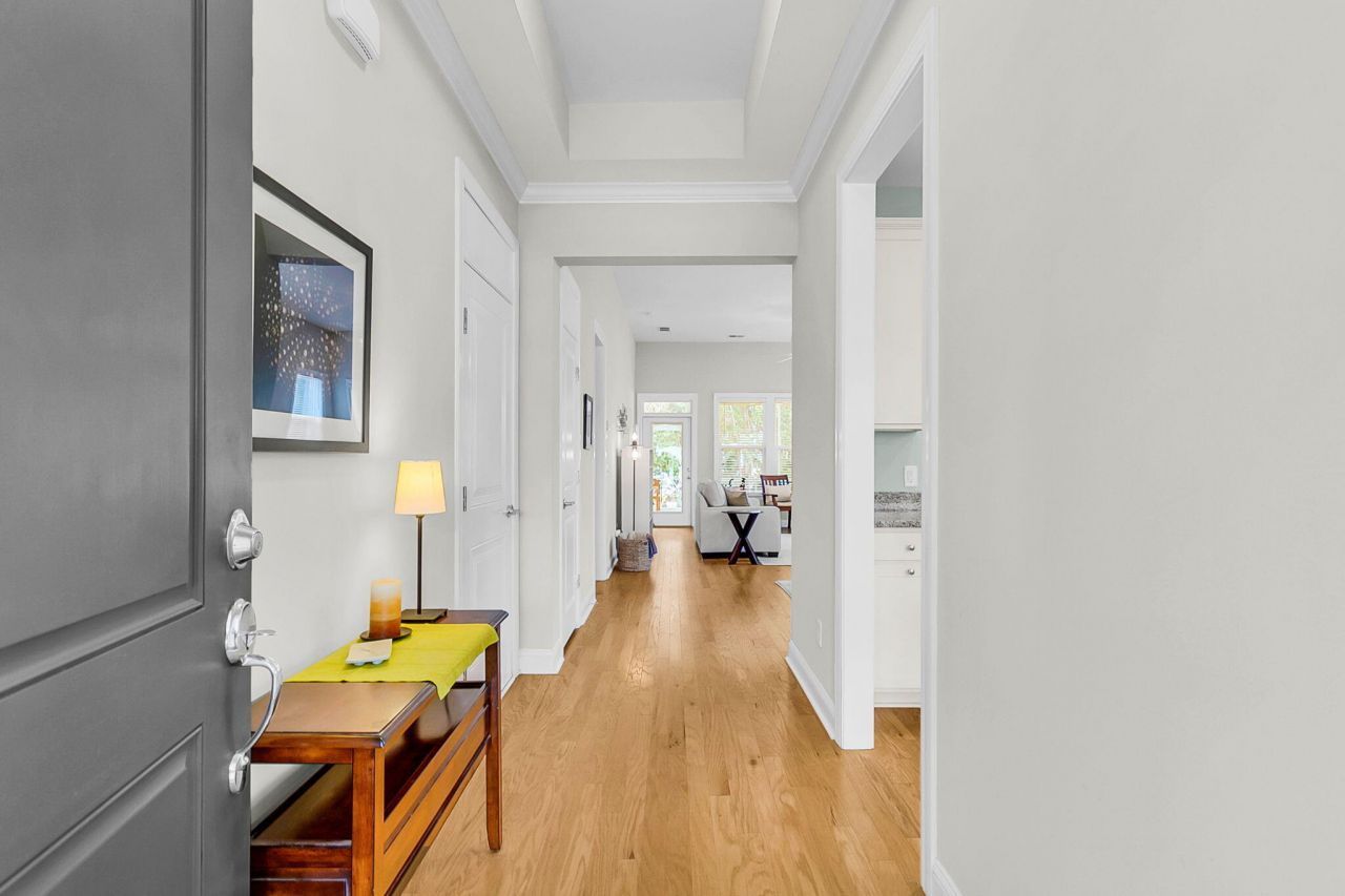 2004 Redback Drive Photo 8