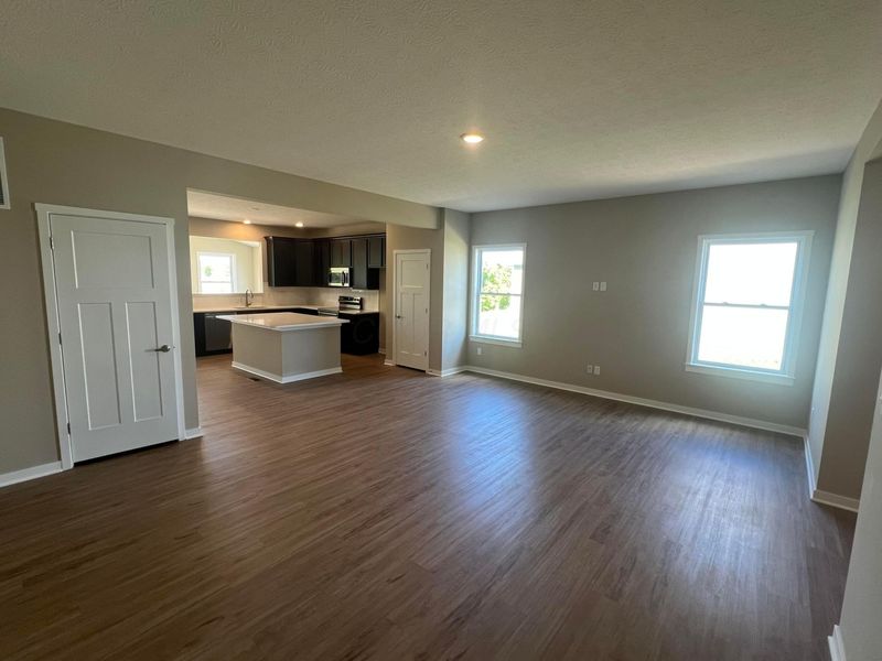 4004 Chickasaw Drive, Grove City, OH 43123 Photo 10