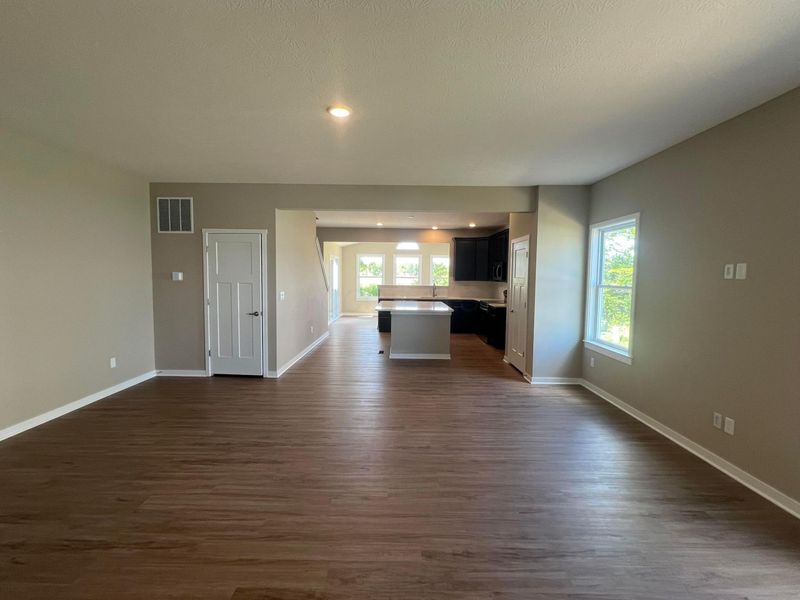 4004 Chickasaw Drive, Grove City, OH 43123 Photo 11
