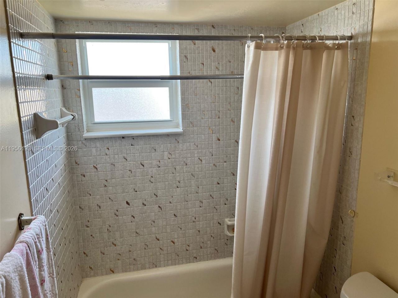 1720 Jefferson St, Unit 410, Hollywood, FL 33020 Photo