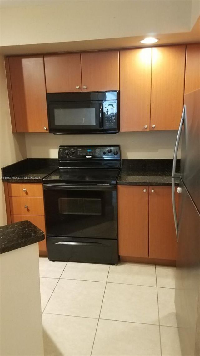 3450 N Pinewalk Dr N, Unit 418, Margate, FL 33063 Photo