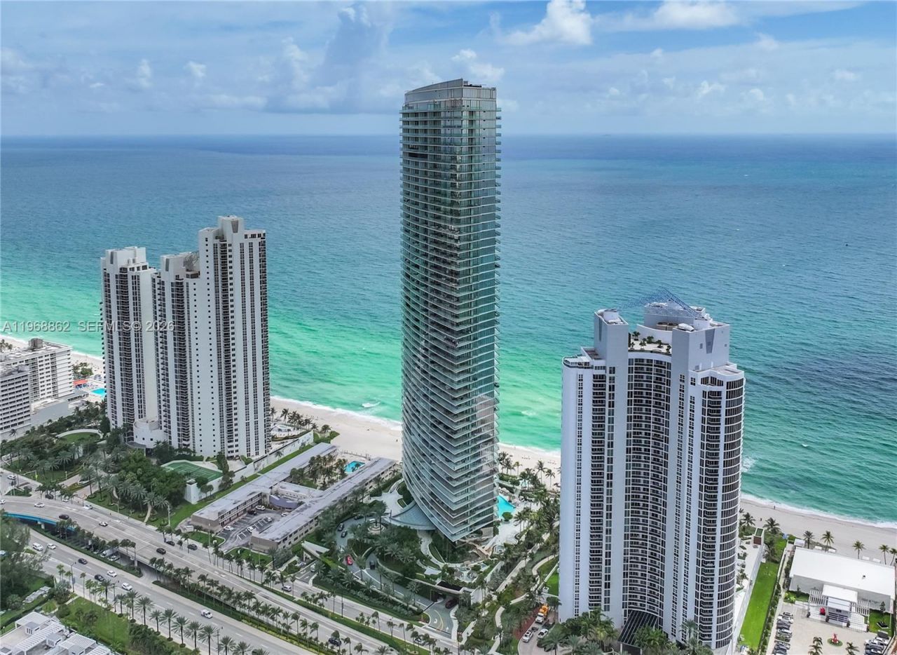 18975 Collins Ave, Unit 4502, Sunny Isles Beach, FL 33160 Photo