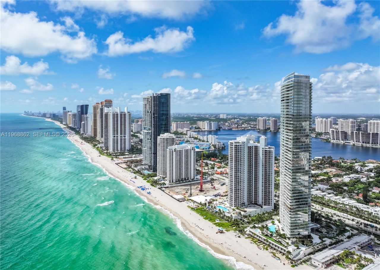 18975 Collins Ave, Unit 4502, Sunny Isles Beach, FL 33160 Photo