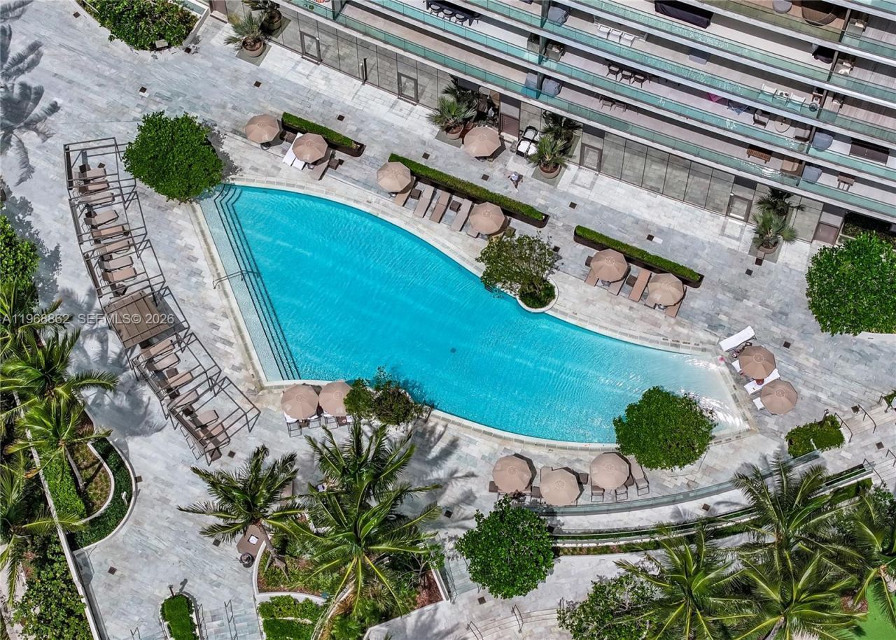 18975 Collins Ave, Unit 4502, Sunny Isles Beach, FL 33160 Photo