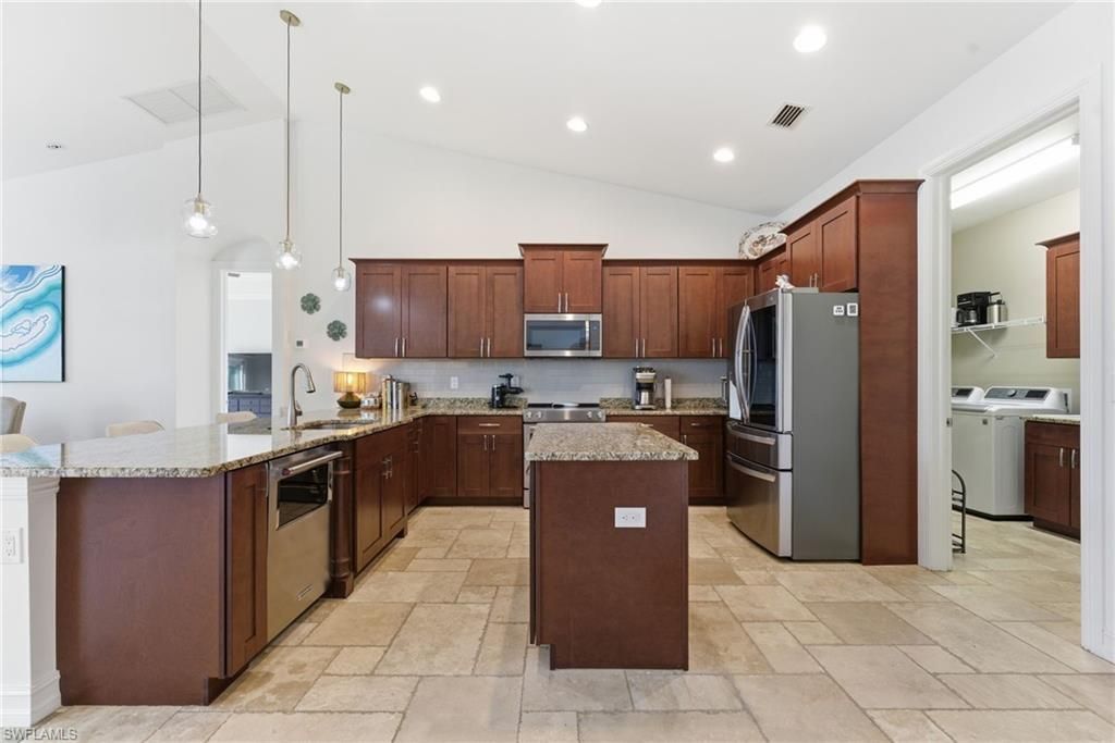 3905 Agualinda Blvd, Cape Coral, FL 33914 Photo