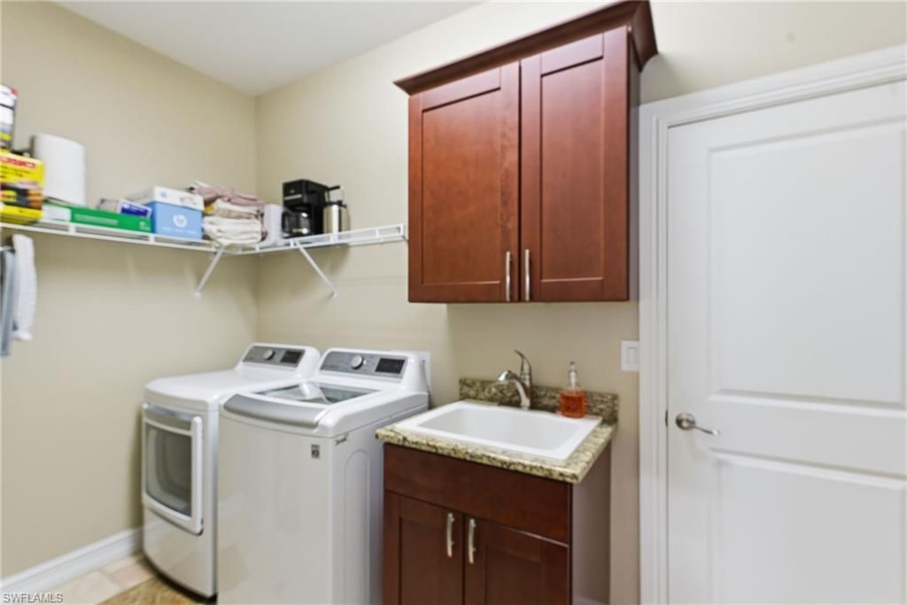 3905 Agualinda Blvd, Cape Coral, FL 33914 Photo