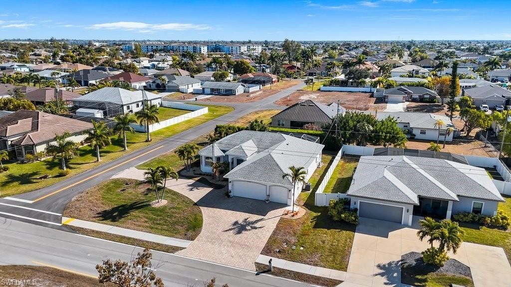 3905 Agualinda Blvd, Cape Coral, FL 33914 Photo