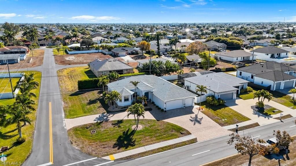 3905 Agualinda Blvd, Cape Coral, FL 33914 Photo