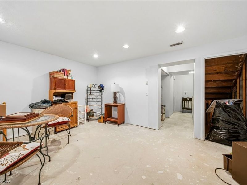 236 Regina Drive, Bedford, OH 44146 Photo 34