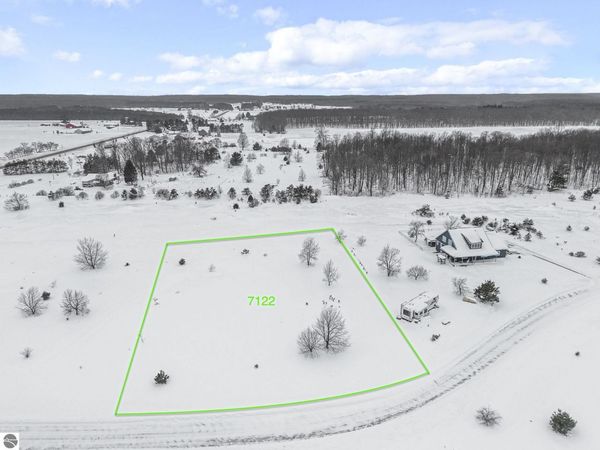 7122 Misty Lane, Lake Ann, MI 49650