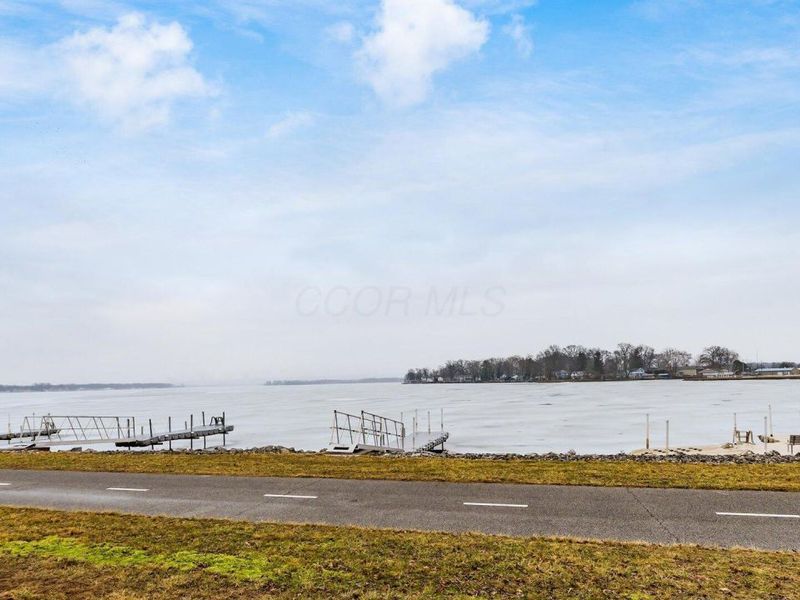 12730 West Bank Drive NE, Millersport, OH 43046 Photo 10