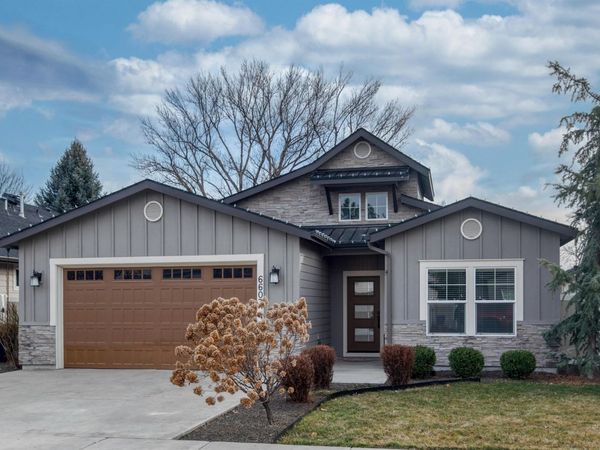6603 W Hammermill Dr, Boise, ID 83714