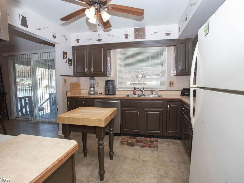 3490 Warwick Court, Canfield, OH 44406 Photo 11