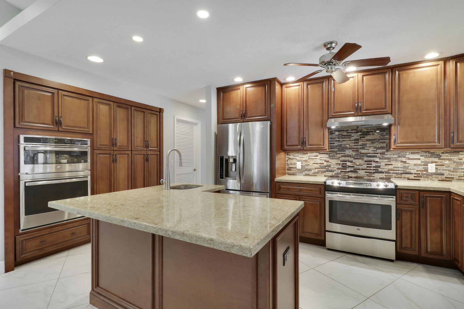 2610 SE Erickson Drive, Port Saint Lucie, FL 34984 Photo