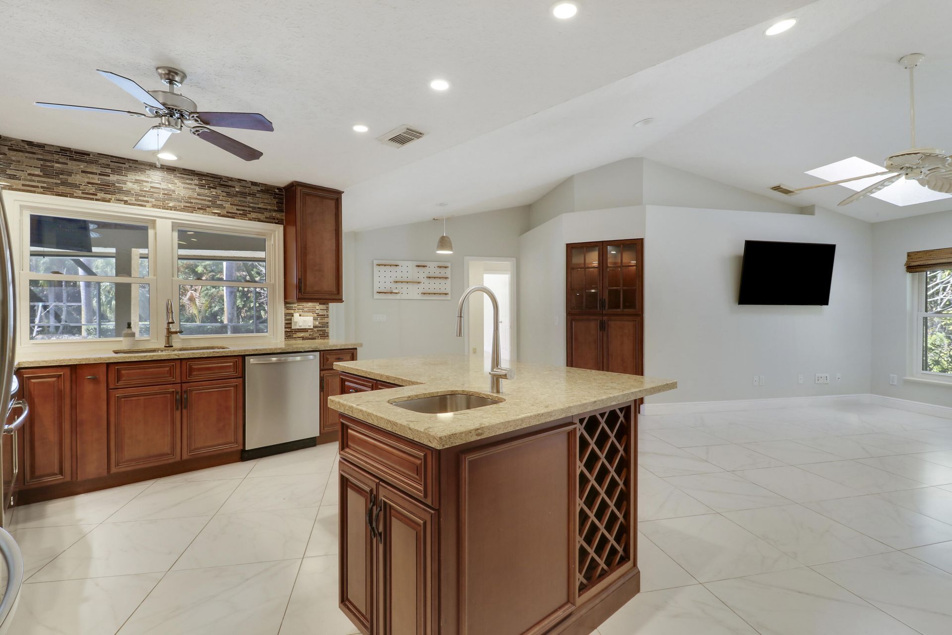 2610 SE Erickson Drive, Port Saint Lucie, FL 34984 Photo