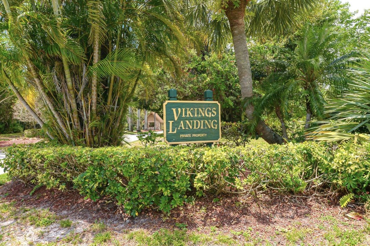 2610 SE Erickson Drive, Port Saint Lucie, FL 34984 Photo