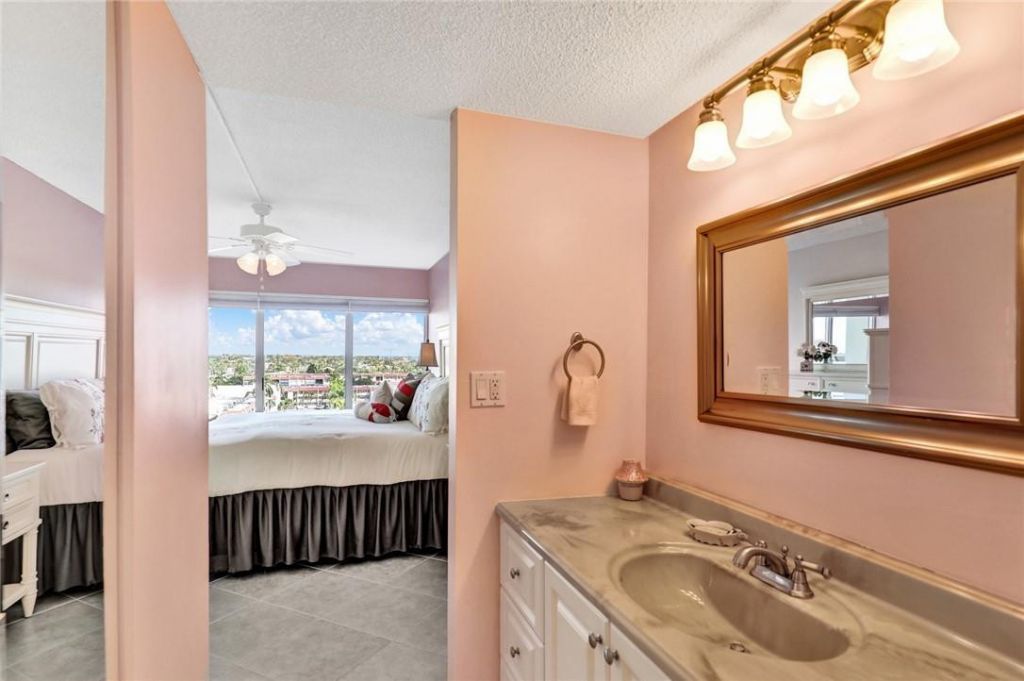 801 S Federal Highway, Unit 914, Pompano Beach, FL 33062 Photo