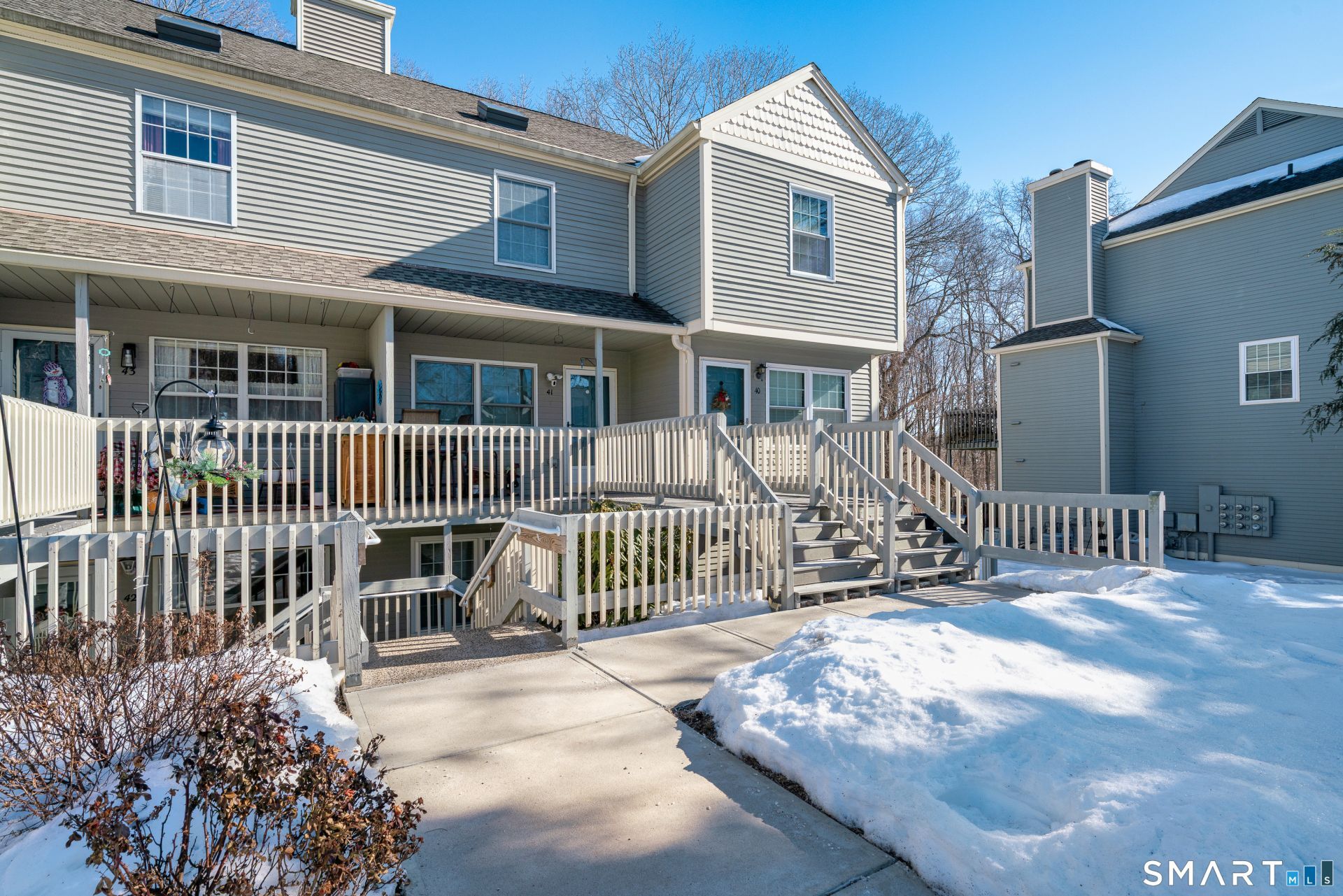 39 Manorwood, Unit 39, Branford, CT 06405 Main Photo