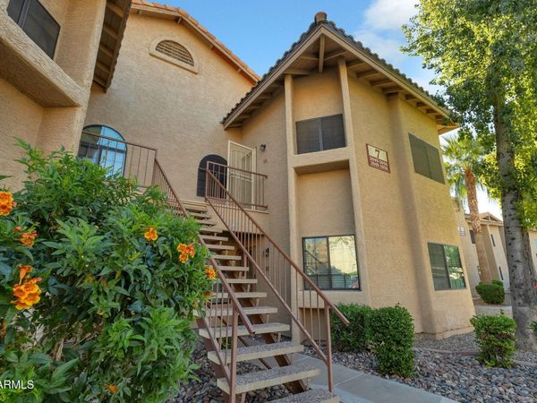 930 N MESA Drive, Unit 2049, Mesa, AZ 85201