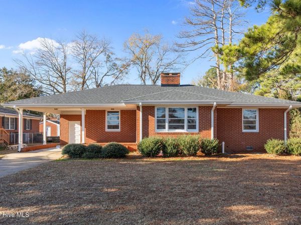 509 SE 2nd Street, Snow Hill, NC 28580