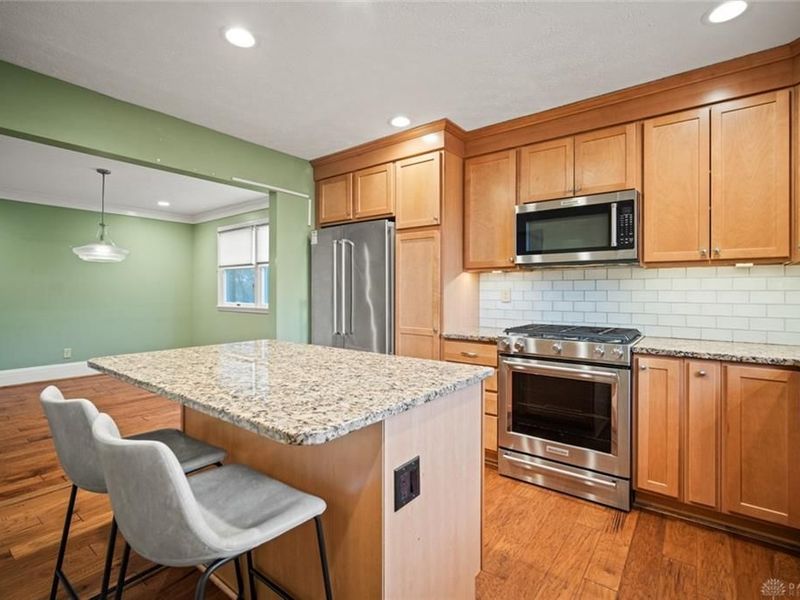 391 Roselake Drive, Dayton, OH 45458 Photo 12