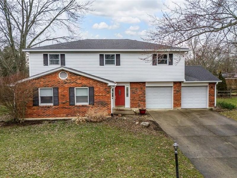 391 Roselake Drive, Dayton, OH 45458 Photo 2