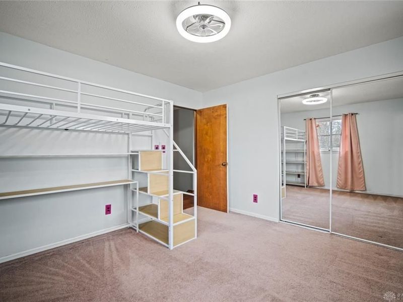 391 Roselake Drive, Dayton, OH 45458 Photo 32