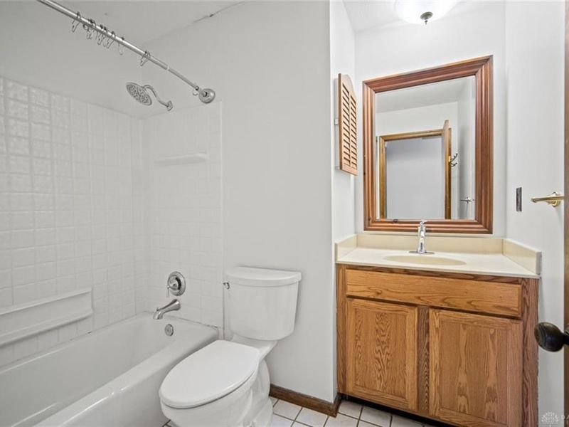 391 Roselake Drive, Dayton, OH 45458 Photo 35